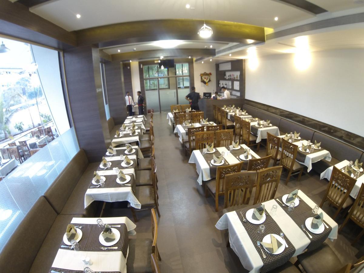K D Residency Hotel Kalyan Exterior photo